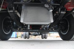 现代商用车 致道300M 129马力 4.18米单排厢式轻卡底盘(CNJ5041XXYZDB33V)