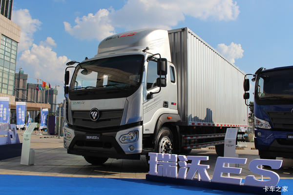 福田 瑞沃ES5 185马力 4X2 7.8米厢式载货车