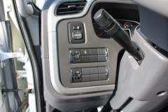 福田 瑞沃ES5 185马力 4X2 7.8米厢式载货车(BJ5185XXY-FB)