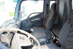 福田 瑞沃ES5 185马力 4X2 7.8米厢式载货车(BJ5185XXY-FB)