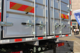 瑞沃ES5&nbsp;载货车上装                                                图片