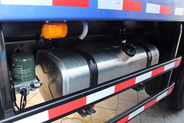 ���� ����ES3 ������ 154���� 4X2 4.2����ж��ͼƬ