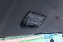 龙卡&nbsp;牵引车驾驶室                                               图片