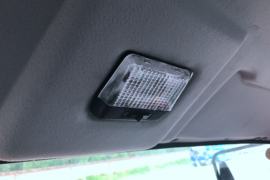 龙卡&nbsp;牵引车驾驶室                                               图片