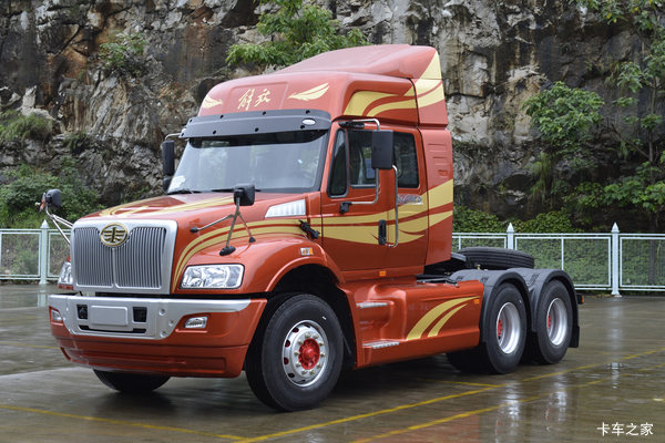 重卡 420马力 6x4长头牵引车