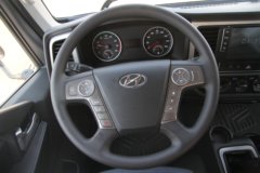 现代商用车(原四川现代)  盛图 129马力 4X2 扫路车