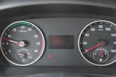 现代商用车(原四川现代)  盛图 129马力 4X2 扫路车