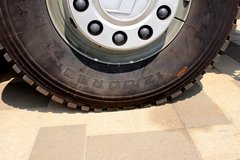 陕汽康明斯 德龙X3000 加强版 440马力 6X4牵引车(SX4250XC4)