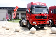 陕汽康明斯 德龙X3000 加强版 440马力 6X4牵引车(SX4250XC4)