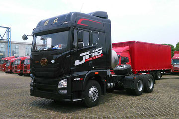 青岛解放 JH6重卡 400马力 6X4 LNG牵引车(CA4250P25K27T1E5M)
