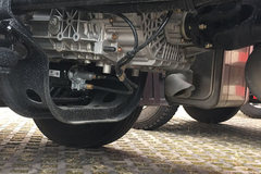 青岛解放 JH6重卡 400马力 6X4 LNG牵引车(CA4250P25K27T1E5M)
