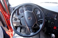 陕汽康明斯 德龙X3000 加强版 440马力 6X4牵引车(SX4250XC4)