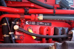 陕汽康明斯 德龙X3000 加强版 440马力 6X4牵引车(SX4250XC4)