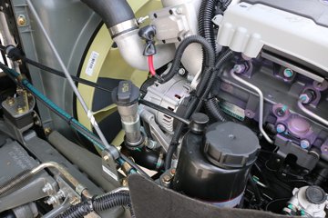 �й����� HOWO T7H�ؿ� ���а� 540���� 6X4ǣ����(ZZ4257W324HE1B)ͼƬ