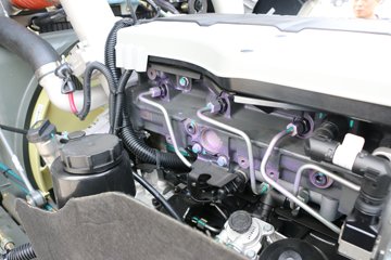 �й����� HOWO T7H�ؿ� ���а� 540���� 6X4ǣ����(ZZ4257W324HE1B)ͼƬ