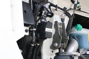 �й����� HOWO T7H�ؿ� ���а� 540���� 6X4ǣ����(ZZ4257W324HE1B)ͼƬ