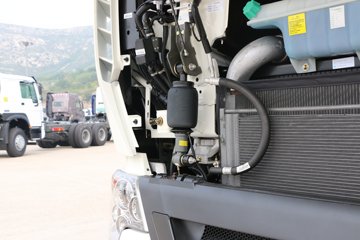 �й����� HOWO T7H�ؿ� ���а� 540���� 6X4ǣ����(ZZ4257W324HE1B)ͼƬ