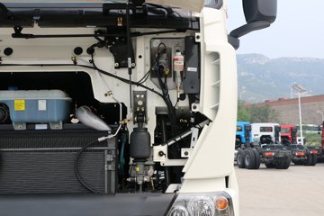 �й����� HOWO T7H�ؿ� ���а� 540���� 6X4ǣ����(ZZ4257W324HE1B)ͼƬ