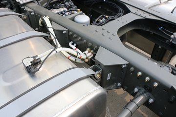 �й����� HOWO T7H�ؿ� ���а� 540���� 6X4ǣ����(ZZ4257W324HE1B)ͼƬ