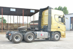 东风商用车 天龙旗舰KX 520马力 6X4牵引车(采埃孚16挡)(DFH4250C2)