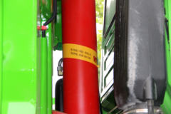 上汽红岩 杰狮C500重卡 350马力 6X4 6米自卸车(CQ3256HTVG424L)