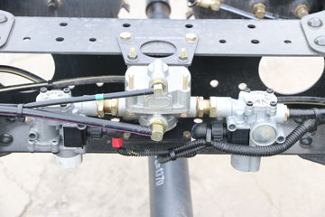 �������� ����L3 160���� 4X2 7.7����ʽ�ػ�������ͼƬ