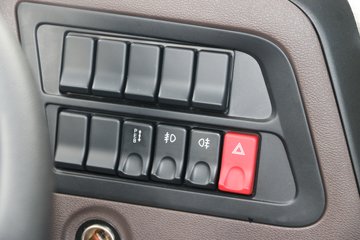 �������� ����L3 160���� 4X2 7.7����ʽ�ػ�������ͼƬ