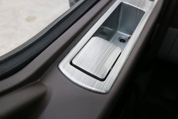 �������� ����L3 160���� 4X2 7.7����ʽ�ػ�������ͼƬ