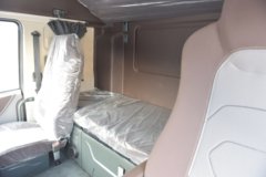 东风商用车 天龙旗舰KX 2018款 520马力 6X4牵引车