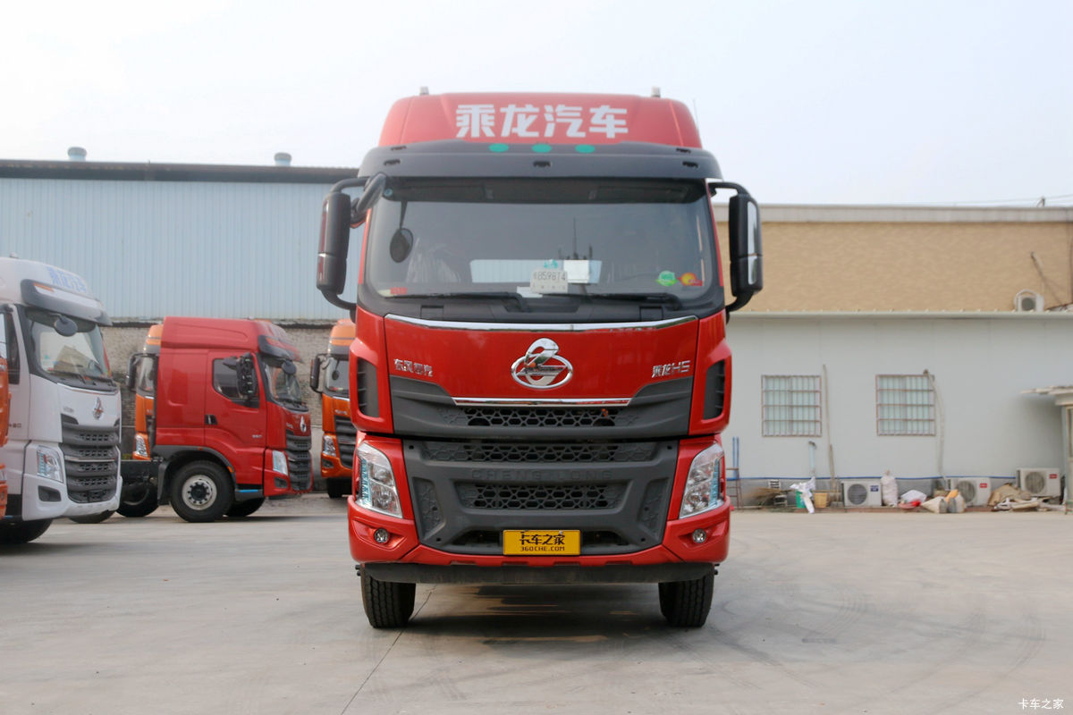 东风柳汽 乘龙H5重卡 430马力 6X4危化品牵引车