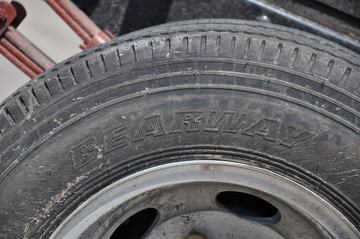 �ƿ�ŷ�� T1ϵ�� 83���� 4X2 3.7�׵�����ʽ΢������(Ϋ��)ͼƬ