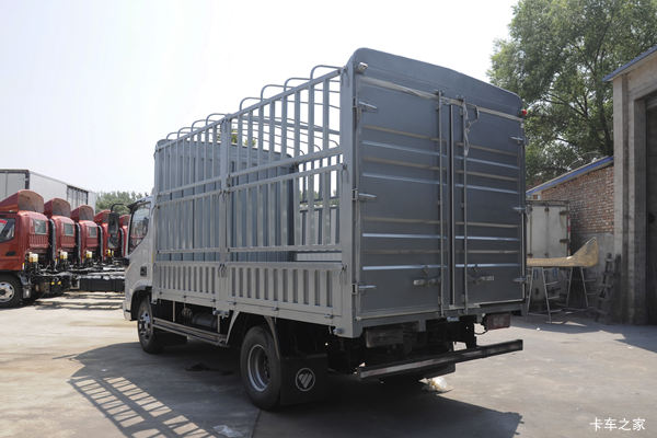 购奥铃ISF3.8排量送3000豪礼