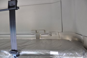 �������ó� �����ؿ� 270���� 4X2 9.6����ʽ�ػ�������ͼƬ