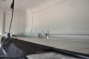 �������ó� �����ؿ� 270���� 4X2 9.6����ʽ�ػ�������ͼƬ