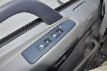 �������ó� �����ؿ� 270���� 4X2 9.6����ʽ�ػ�������ͼƬ