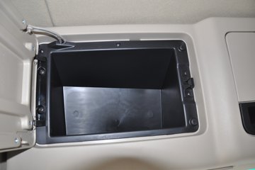 �������ó� �����ؿ� 270���� 4X2 9.6����ʽ�ػ�������ͼƬ