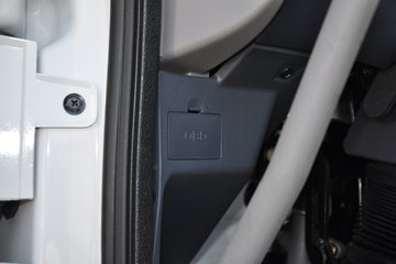 �������ó� �����ؿ� 270���� 4X2 9.6����ʽ�ػ�������ͼƬ