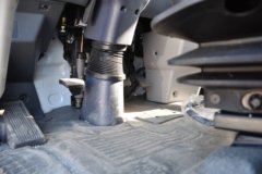 东风商用车 天龙重卡 270马力 4X2 9.6米厢式载货车底盘(DFH5180XXYAX1)