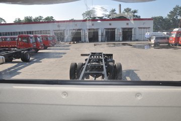 �������ó� �����ؿ� 270���� 4X2 9.6����ʽ�ػ�������ͼƬ