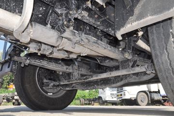 �������ó� �����ؿ� 270���� 4X2 9.6����ʽ�ػ�������ͼƬ