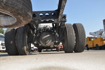 �������ó� �����ؿ� 270���� 4X2 9.6����ʽ�ػ�������ͼƬ