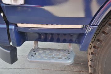 �������ó� ����п� 180���� 4X2 7.7����ʽ�ػ���(DFH5160XXYBX2JV)ͼƬ