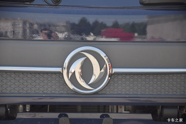 优惠0.3万 吉安市东风天锦载货车火热促销中