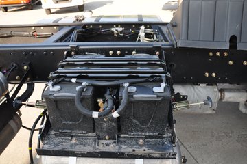 �������ó� �����ؿ� 270���� 4X2 9.6����ʽ�ػ�������ͼƬ