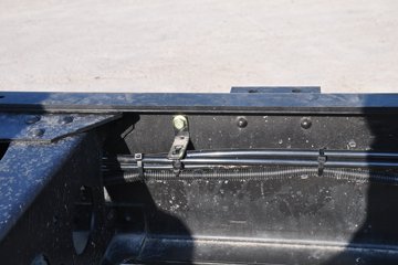 �������ó� �����ؿ� 270���� 4X2 9.6����ʽ�ػ�������ͼƬ