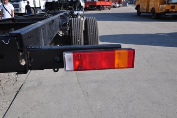 �������ó� �����ؿ� 270���� 4X2 9.6����ʽ�ػ�������ͼƬ