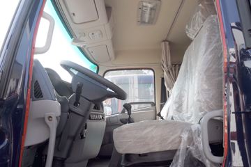 �������ó� ����п� 180���� 4X2 7.7����ʽ�ػ���(DFH5160XXYBX2JV)ͼƬ