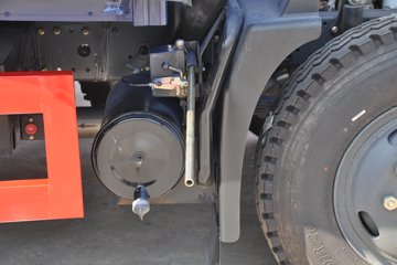 �������ó� ����п� 180���� 4X2 7.7����ʽ�ػ���(DFH5160XXYBX2JV)ͼƬ