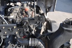 东风商用车 天龙重卡 270马力 4X2 9.6米厢式载货车底盘(DFH5180XXYAX1)