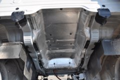 东风商用车 天龙重卡 270马力 4X2 9.6米厢式载货车底盘(DFH5180XXYAX1)